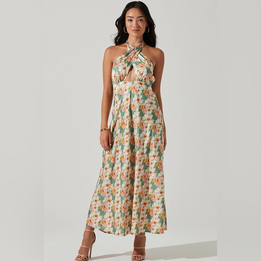 NWT ASTR THE LABEL GIOVA DRESS